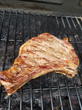 Load image into Gallery viewer, Premium Steak Box
